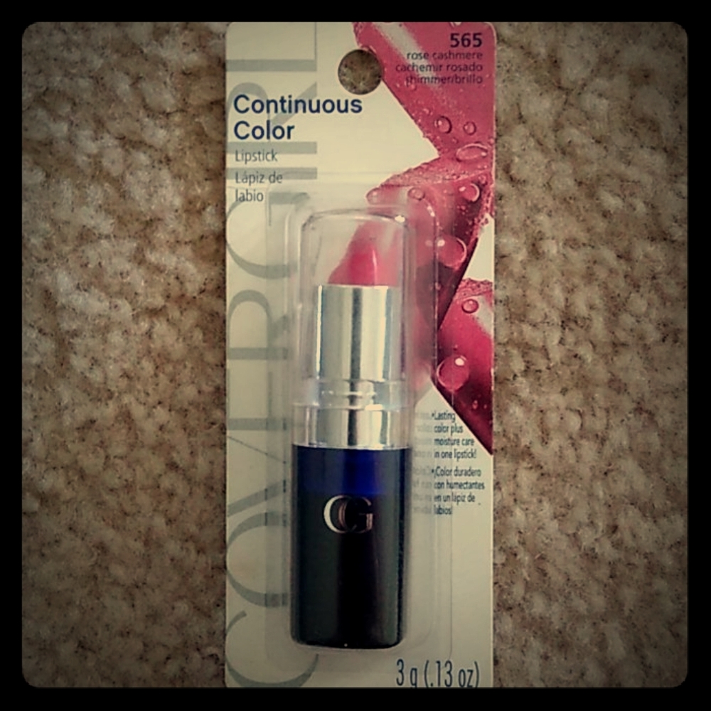 Lipstick CoverGirl continuous color
